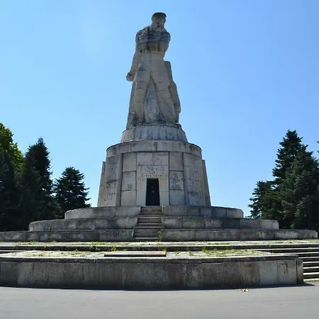 Bogoslovovi Апартаменты *